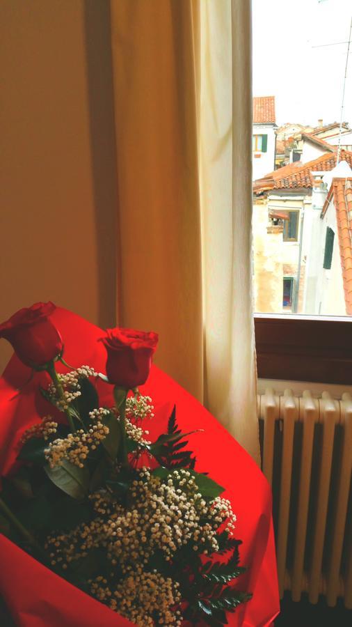 Ai Sognatori Acomodação com café da manhã Veneza Exterior foto