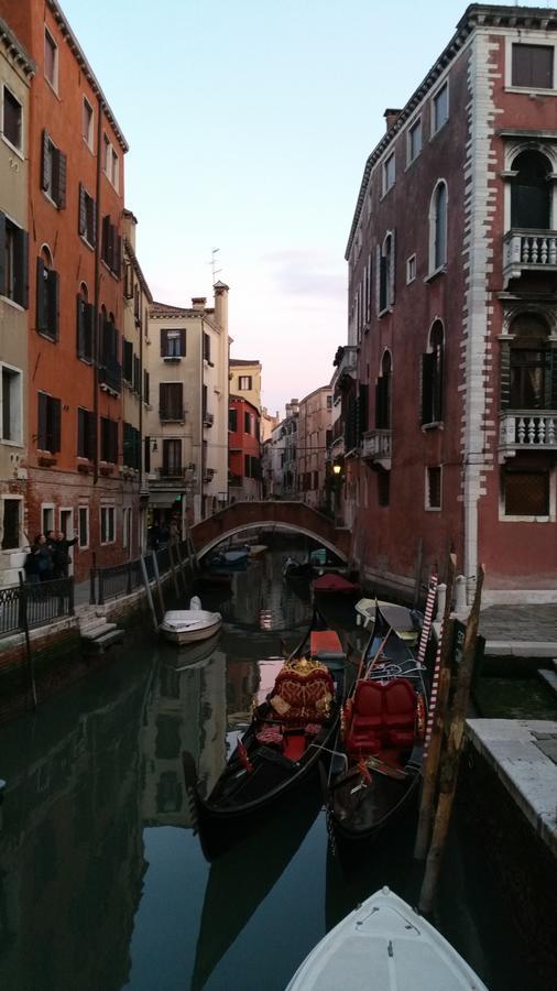 Ai Sognatori Acomodação com café da manhã Veneza Exterior foto